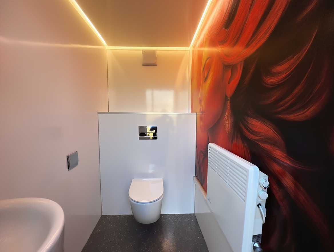 VIP Toilettenwagen Damenbereich innen &ndash; WC-Mobil.de